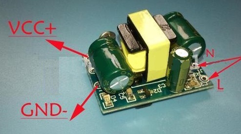 Fuente AC-DC de 5V/0.6A